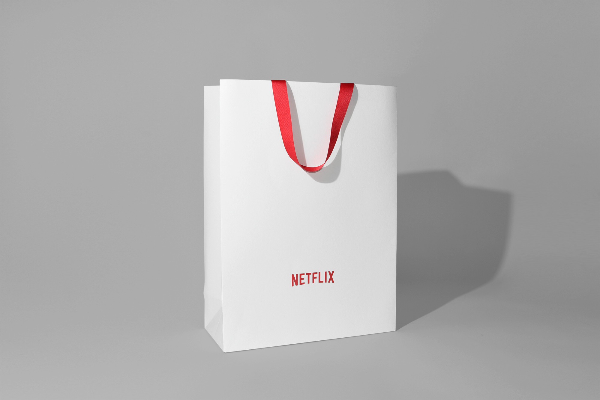 넷플릭스 와인, 잔, 주류 패키지 제작하여 5