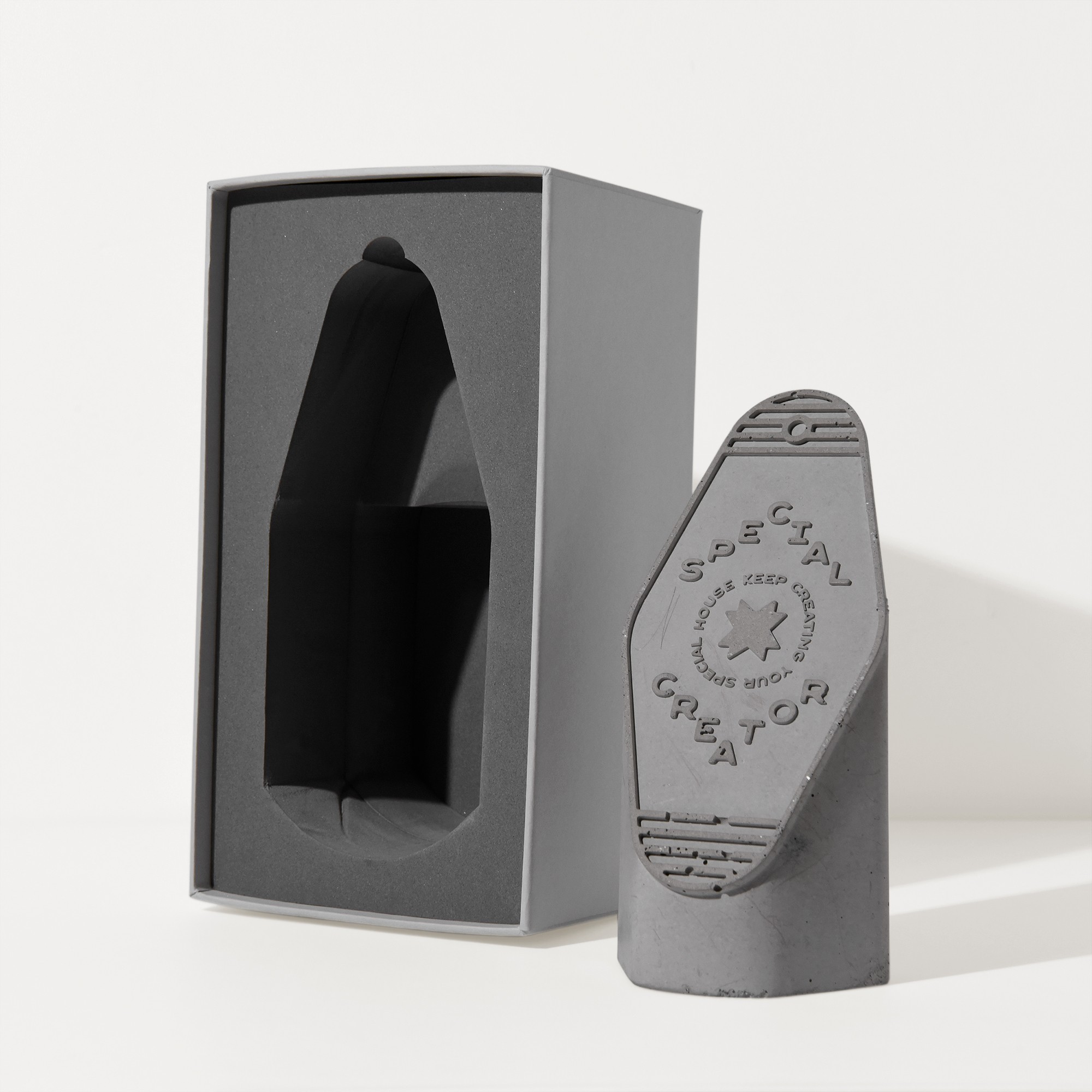 오늘의집 스페셜 크리에이터 트로피 프레스킷 패키지 제작하여 2