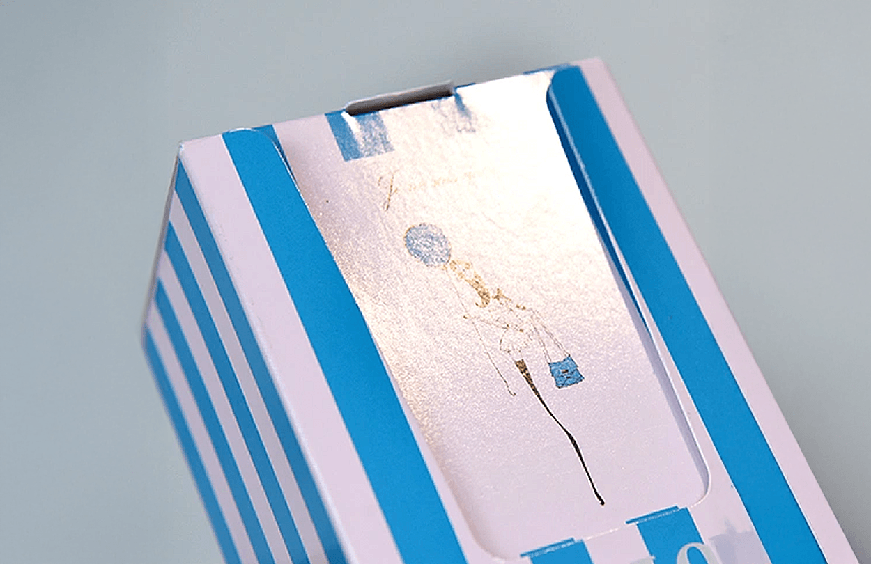 오버코팅이 적용된 패키지박스