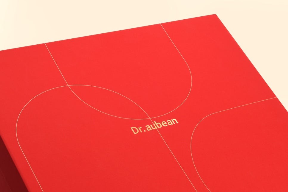 벨벳 코팅이 적용된 패키지